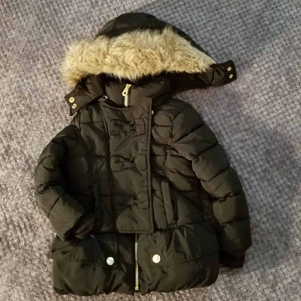 Girl's puffy winter coat